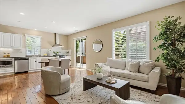 56 Pathway, Irvine, CA 92618
