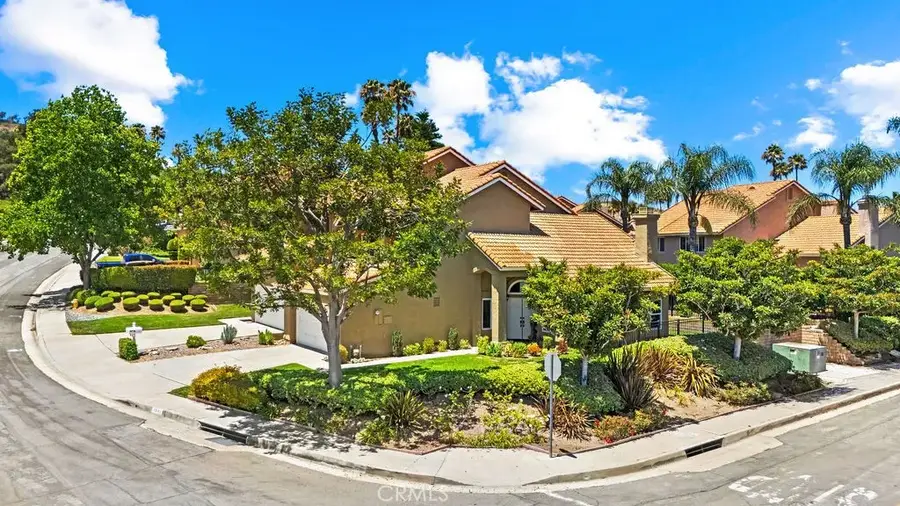 6041 E Queens Drive, Anaheim Hills, CA 92807 - #2