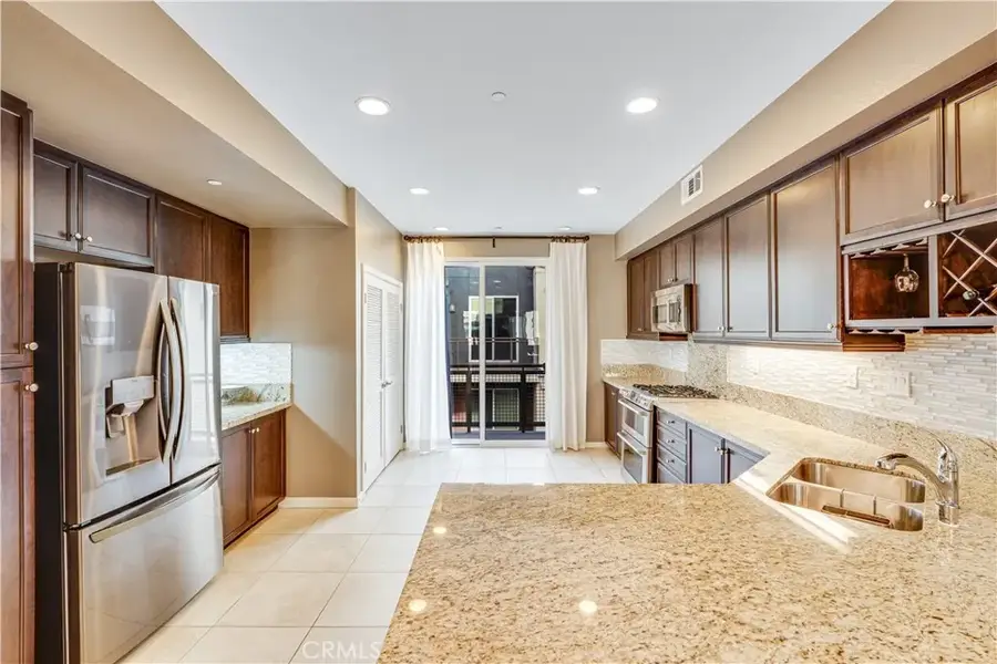507 Rockefeller, Irvine, CA 92612 - #2