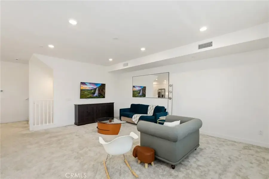 175 W La Palma Avenue #6, Anaheim, CA 92801 - #3