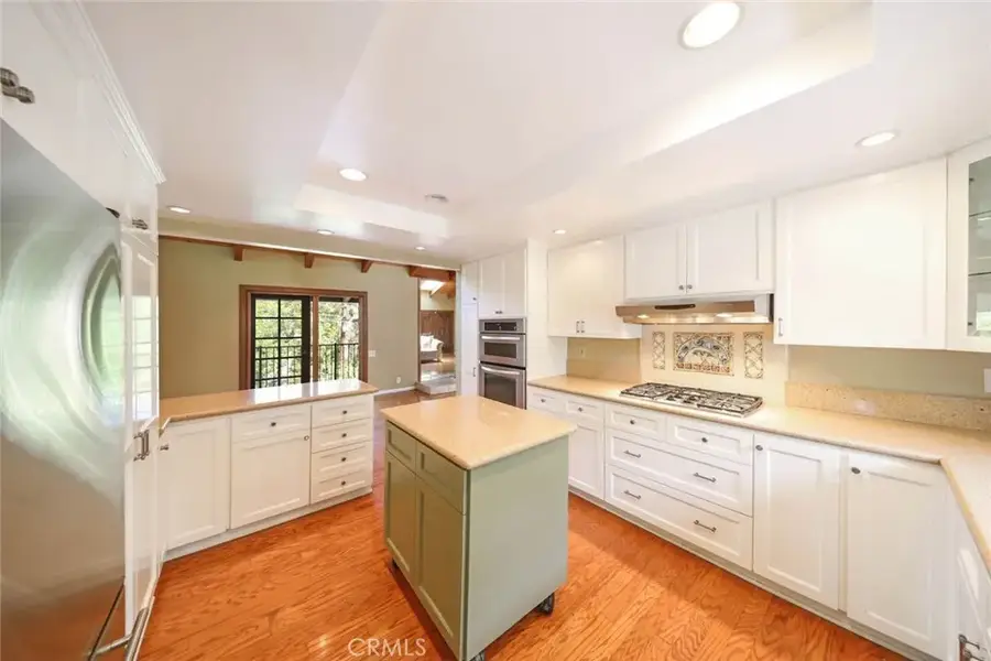 3370 Troy, Los Angeles, CA 90068 - #2