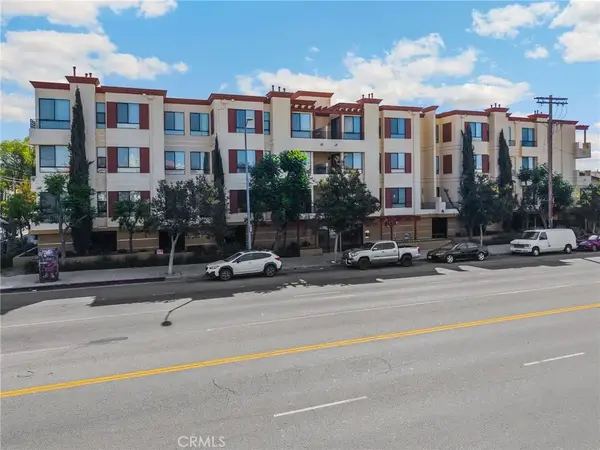 6938 Laurel Canyon #303, North Hollywood, CA 91605