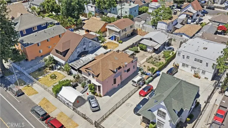 927 E 28th St, Los Angeles, CA 90011 - #3