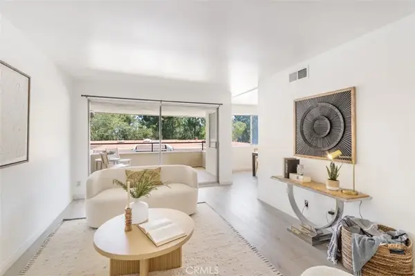22456 Caminito Esteban, Laguna Hills, CA 92653