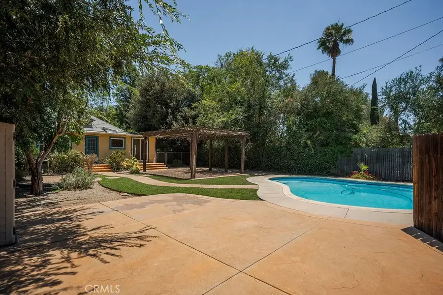 4073 Cedar Street, Riverside, CA 92501 - #2