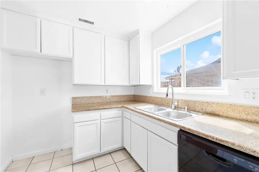 14362 Spa Drive, Huntington Beach, CA 92647 - #3