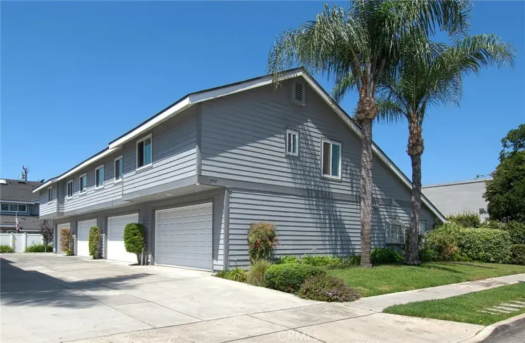 1042 Walnut Street #D, Tustin, CA 92780 - #1