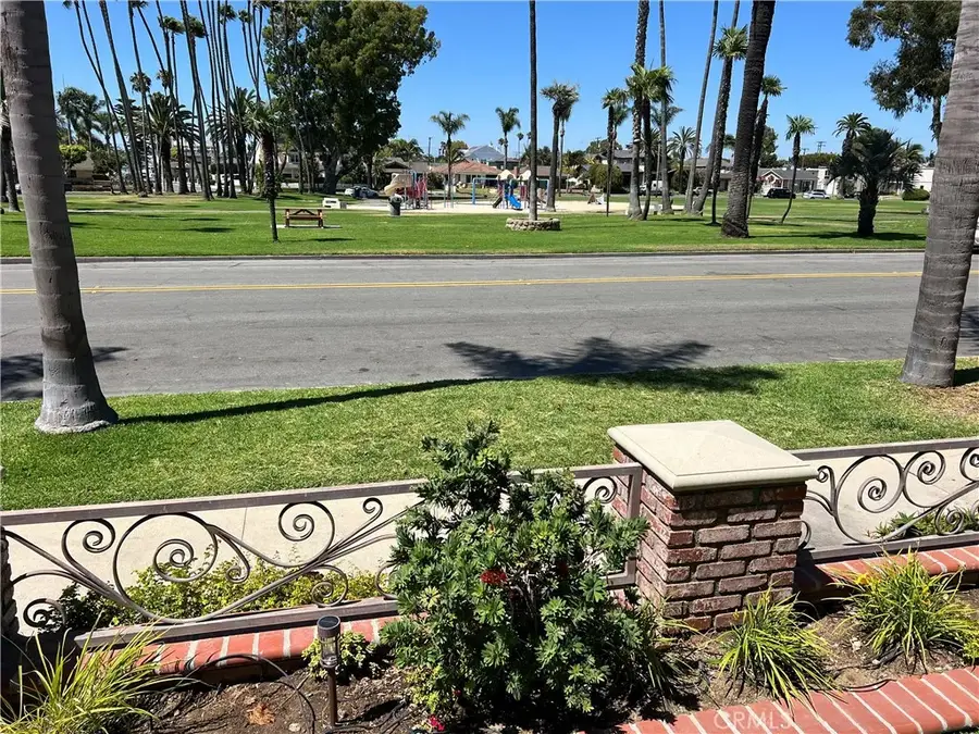 920 11th, Huntington Beach, CA 92648 - #2