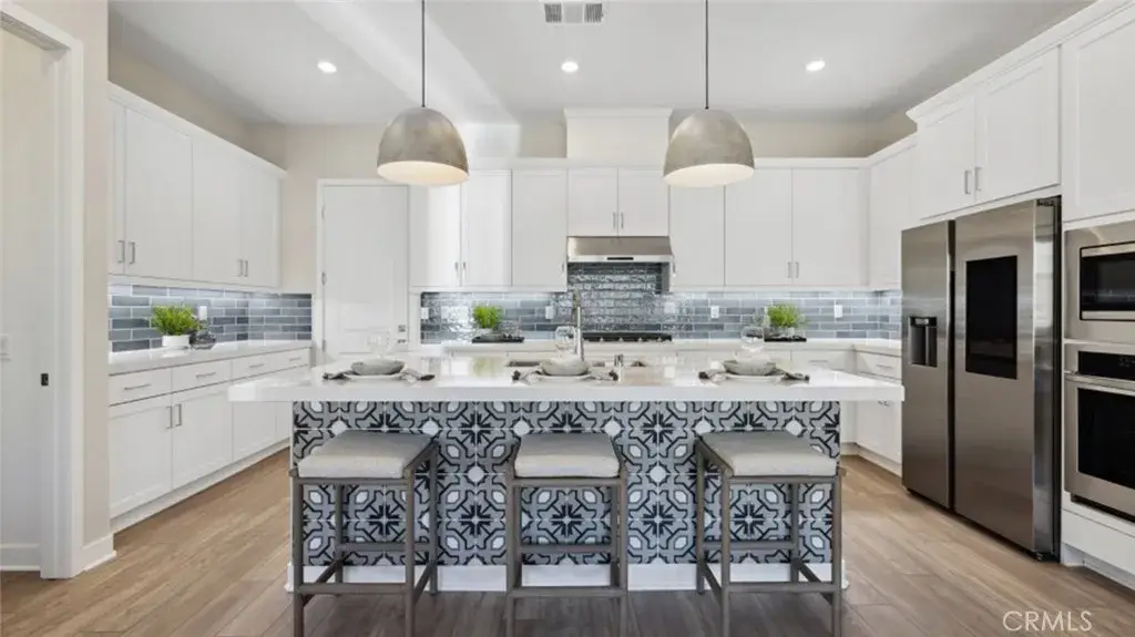 24557 Via La Sombrilla, Valencia, CA 91354 - #1