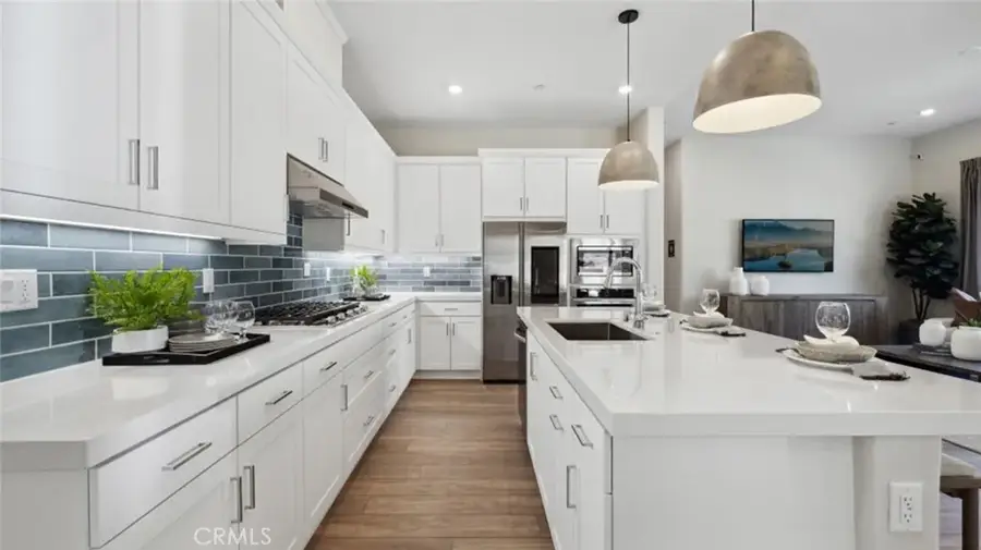 24557 Via La Sombrilla, Valencia, CA 91354 - #3