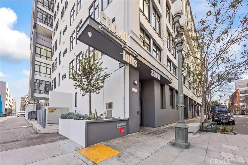 1100 S Grand #A503, Los Angeles, CA 90015 - #1