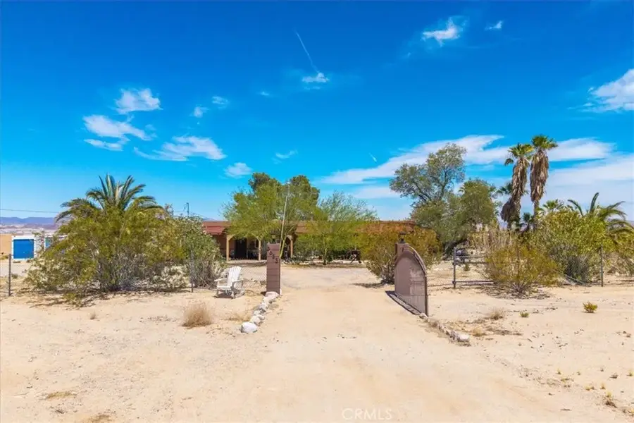 3633 Bluegrass, Twentynine Palms Yucca Valley, CA 92277 - #3