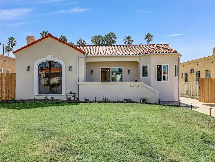 5738 S Mullen Avenue, Los Angeles, CA 90043 - #2