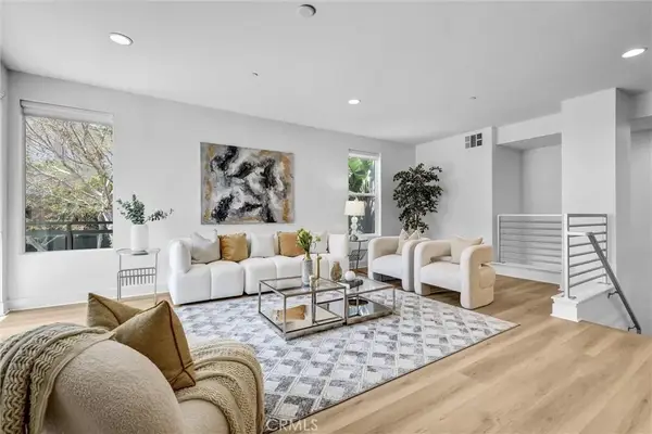600 Rockfeller, Irvine, CA 92612