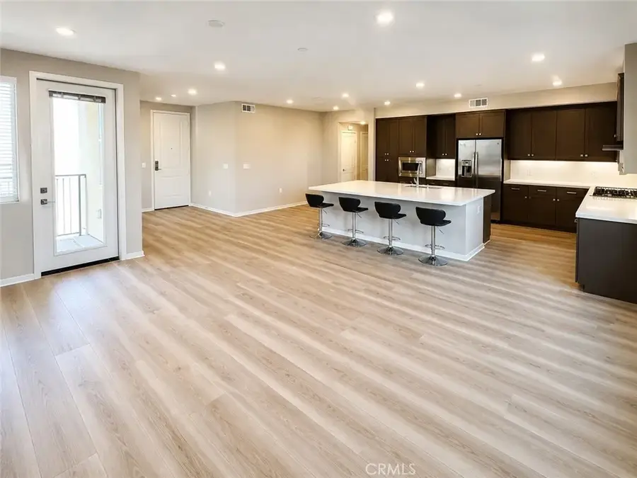 111 Bowery, Irvine, CA 92612 - #2
