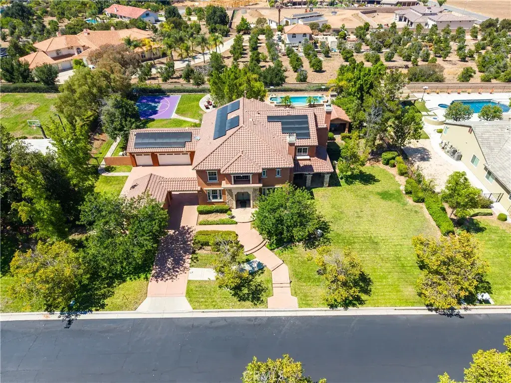 1055 Lowry Ranch, Corona, CA 92881 - #1