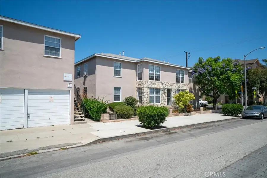 927 Belmont Avenue, Long Beach, CA 90804 - #2