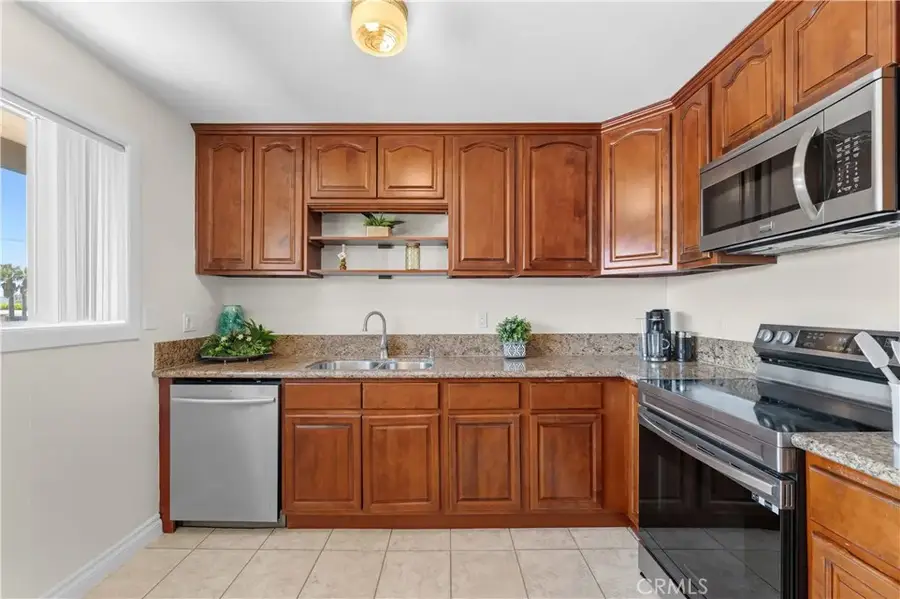 23282 Orange Avenue #6, Lake Forest, CA 92630 - #2