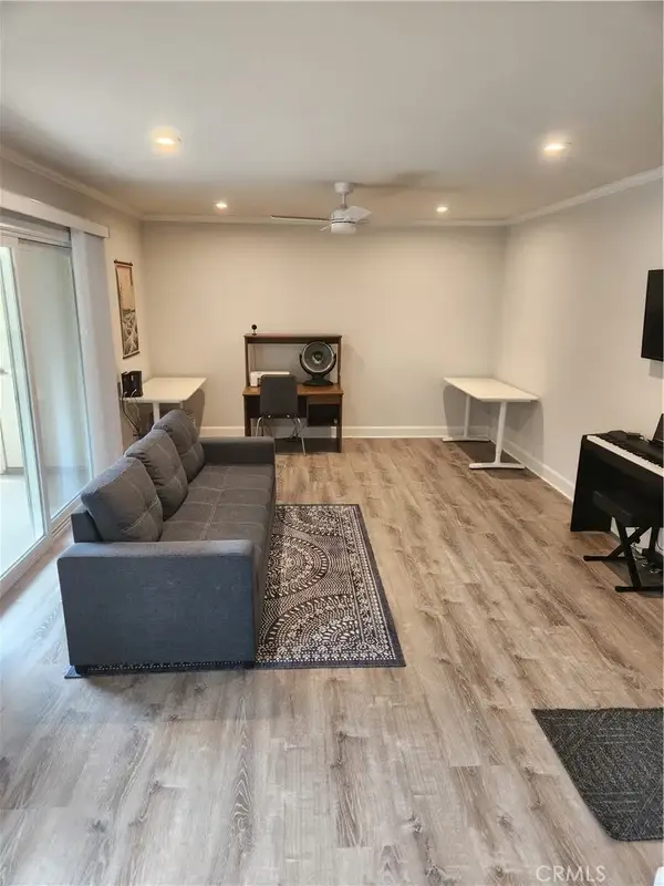 8515 Villa La Jolla Drive #F, La Jolla, CA 92037