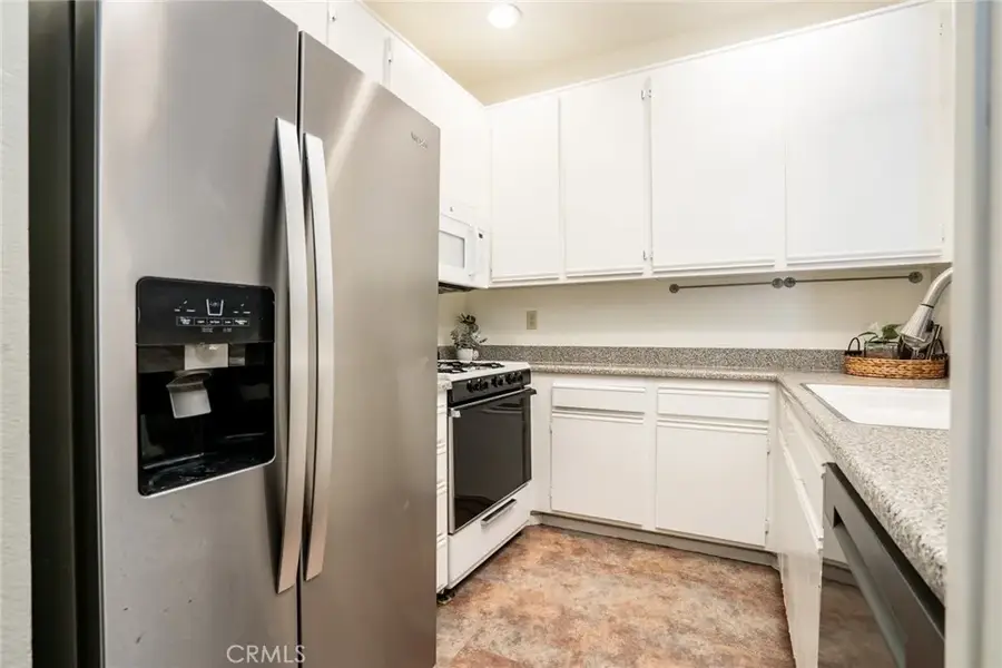 640 W 4th #315, Long Beach, CA 90802 - #3