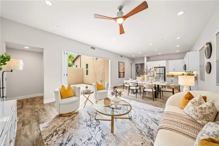 220 Follyhatch, Irvine, CA 92618 - #2