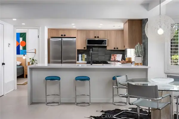 2023 N Via Miraleste #1018, Palm Springs, CA 92262