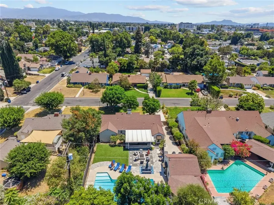 6951 Chisholm, Van Nuys, CA 91406 - #3