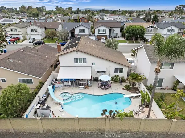 14122 Uxbridge Street, Westminster, CA 92683