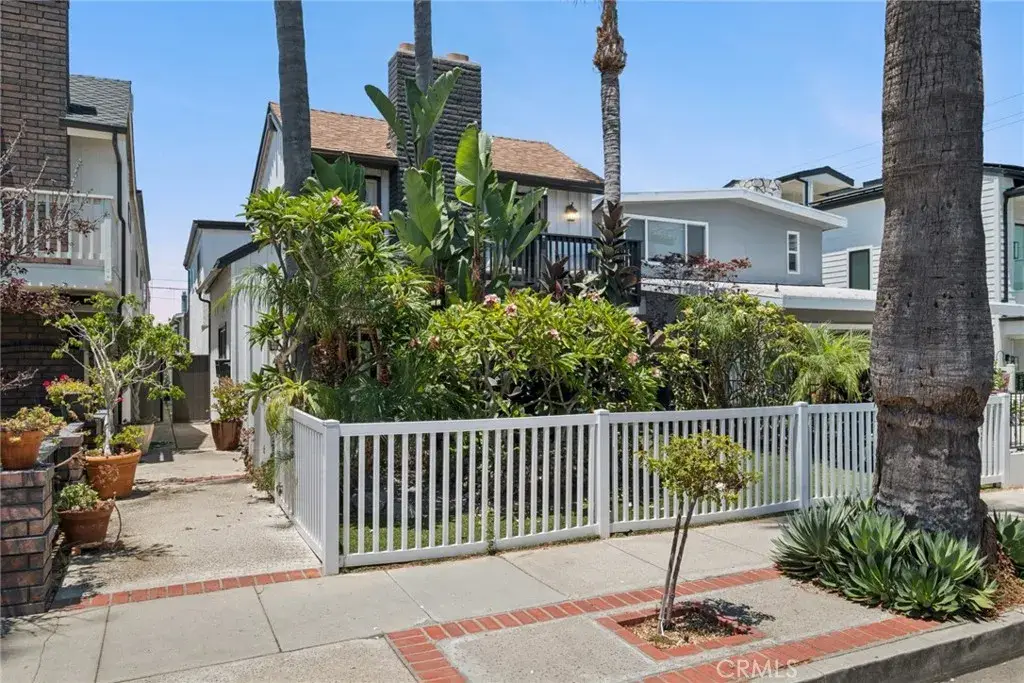 415 Goldenrod, Corona Del Mar, CA 92625 - #1