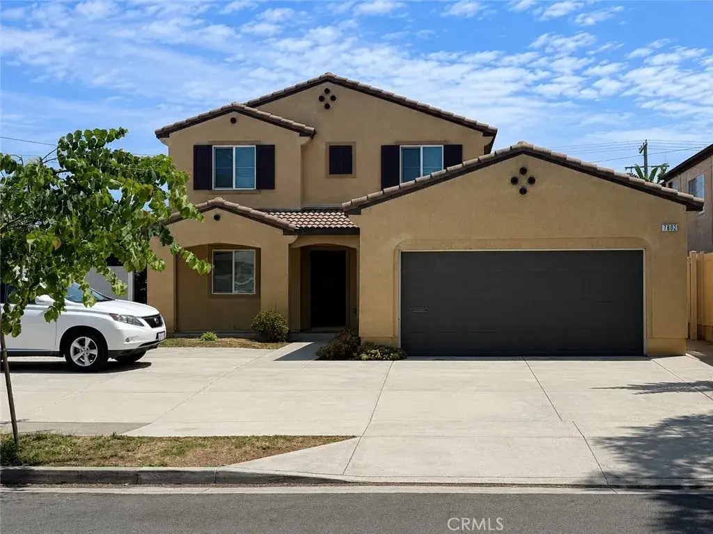 7802 Alhambra Drive, Huntington Beach, CA 92647 - #1