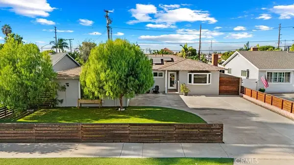 515 E Hoover, Orange, CA 92867