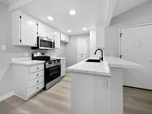 3535 Banbury #108, Riverside, CA 92505