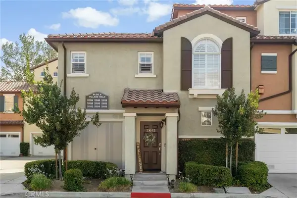 28142 Ashbrook, Valencia, CA 91354