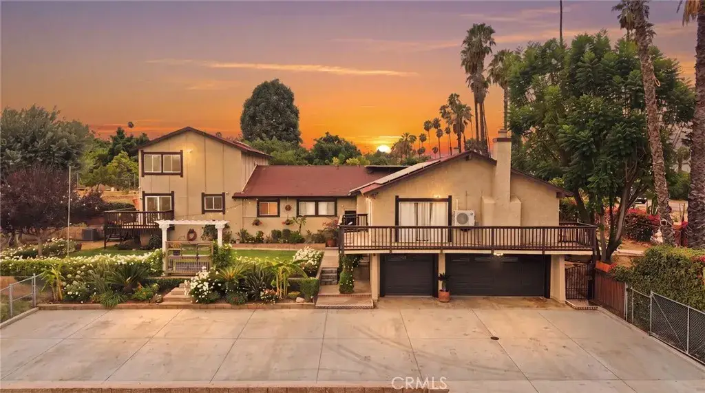 9218 Victoria Avenue, Riverside, CA 92503 - #1