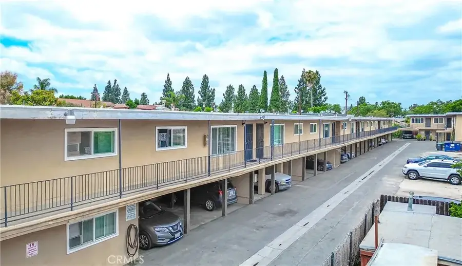 1003 W Bishop, Santa Ana, CA 92703 - #2
