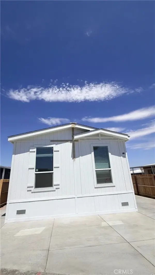 64625 Pierson Blvd #D-15, Desert Hot Springs, CA 92230