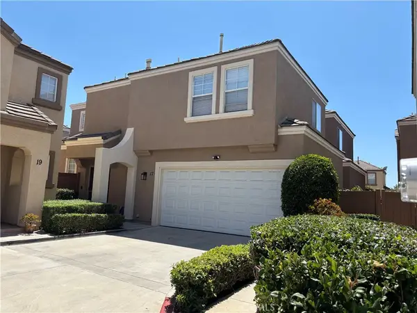 17 Rue Fontaine, Lake Forest, CA 92610