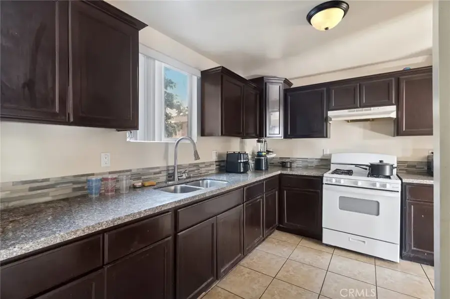 710-& 708 E 80th Street, Los Angeles, CA 90001 - #2
