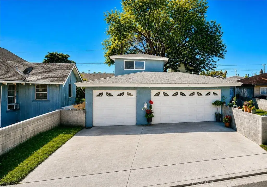 22113-22115 Seine Avenue, Hawaiian Gardens, CA 90716 - #1