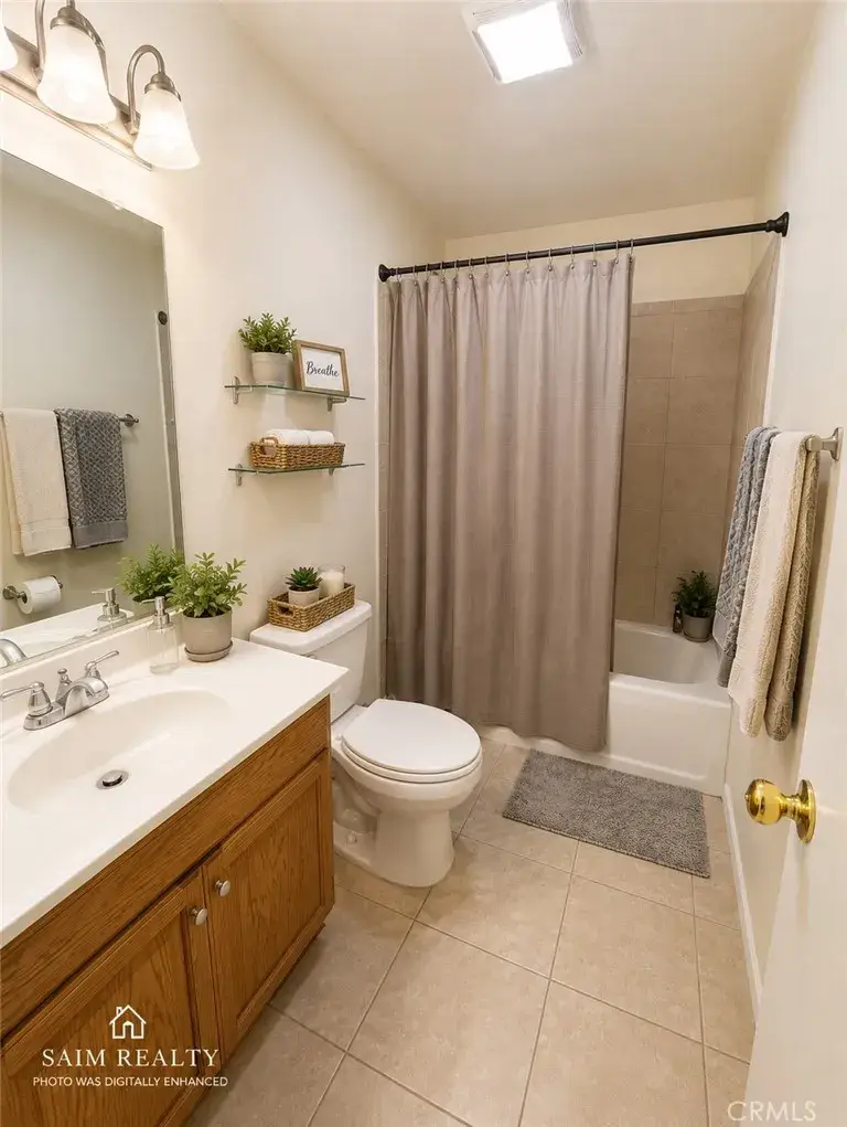 22113-22115 Seine Avenue, Hawaiian Gardens, CA 90716 - #3
