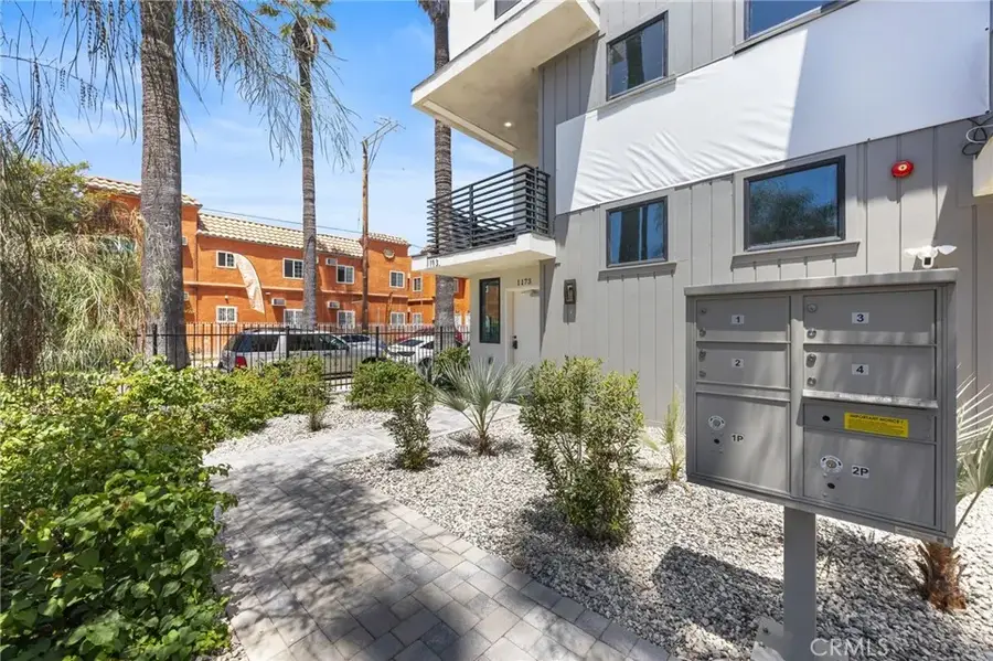 1171 W 36th Pl, Los Angeles, CA 90007 - #3