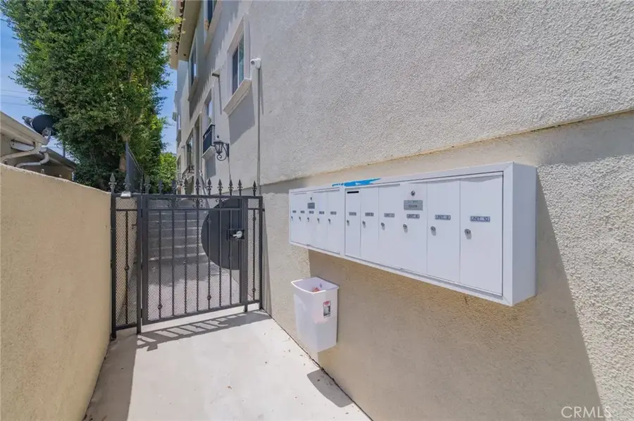 3501 Tilden Avenue #8, Los Angeles, CA 90034 - #3