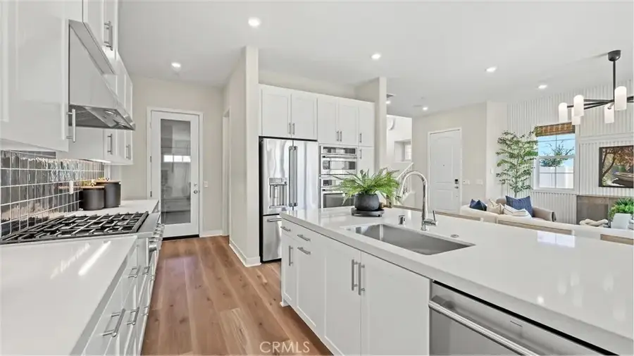 430 Glory Avenue, Rancho Mission Viejo, CA 92694 - #3