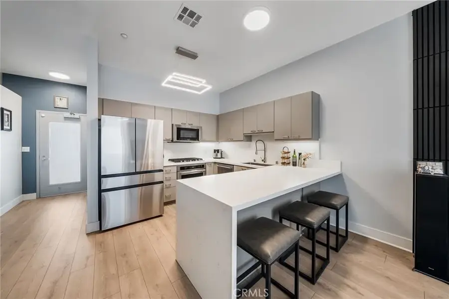 435 W Center Street Promenade #221, Anaheim, CA 92805 - #2