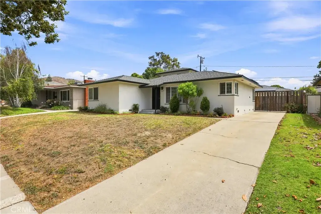 250 Palomares, San Buenaventura Ventura, CA 93003 - #1