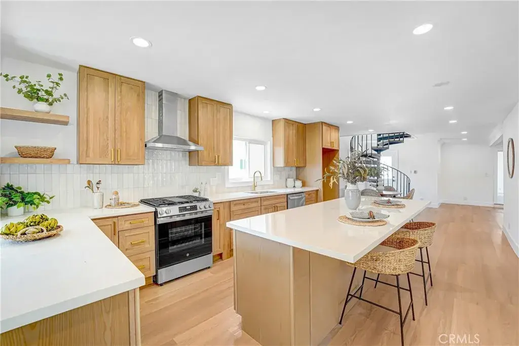 9111 S Halldale Avenue, Los Angeles, CA 90047 - #1