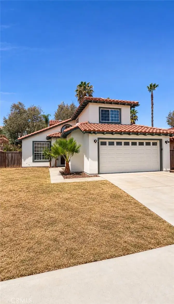 718 Saint Helena, Corona, CA 92879 - #2