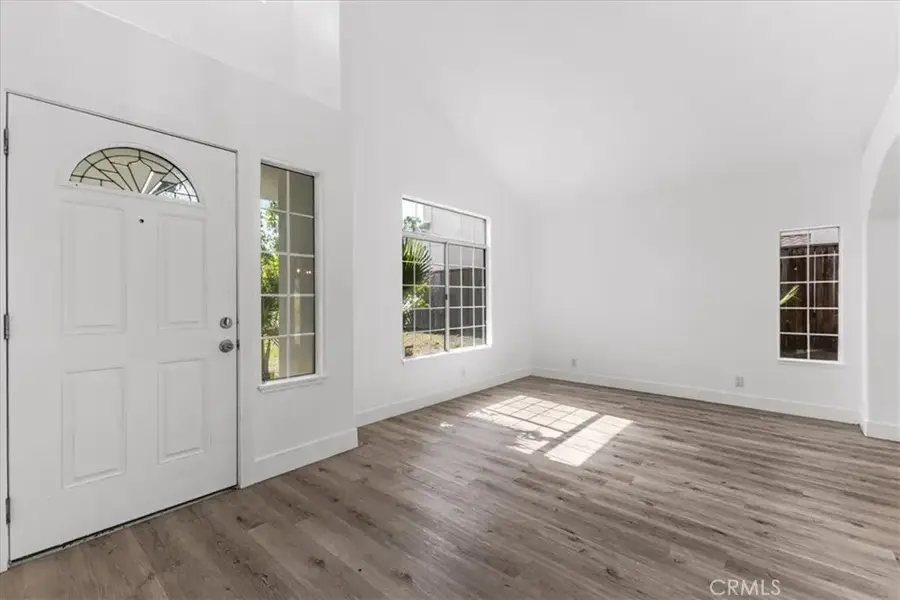 718 Saint Helena, Corona, CA 92879 - #3