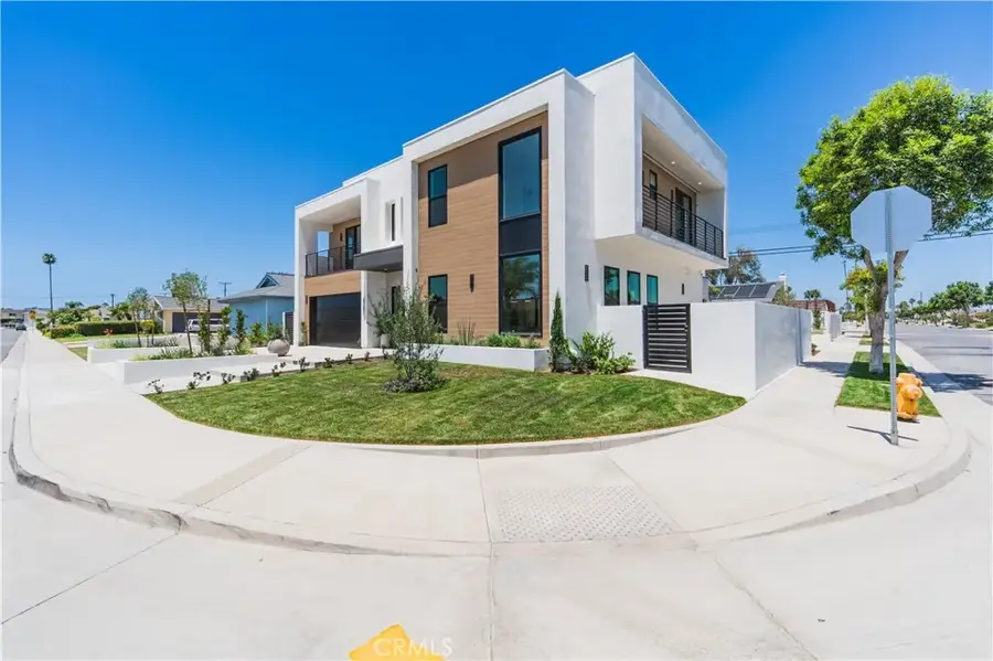 8251 Friesland Drive, Huntington Beach, CA 92646 - #2
