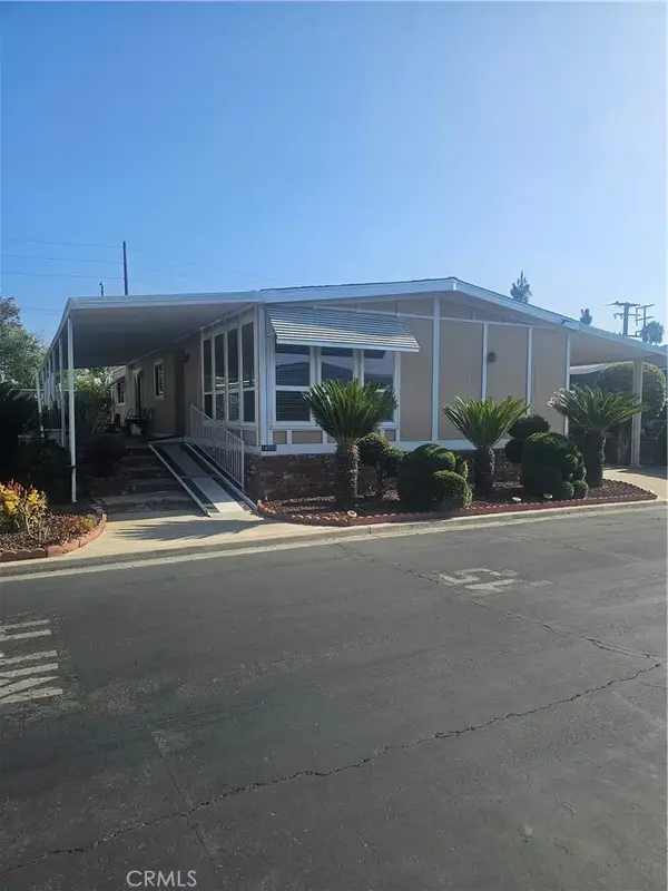 14055 Lake View #14, La Mirada, CA 90638